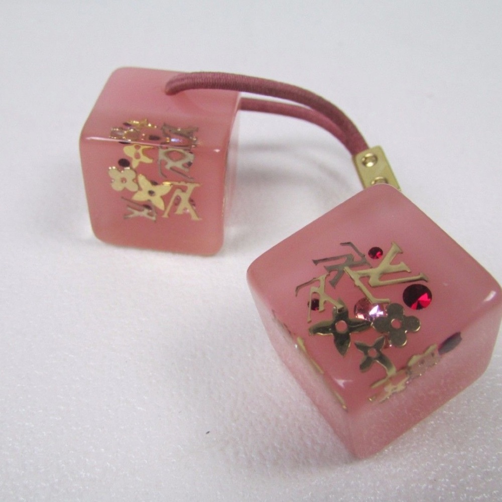 Louis Vuitton Hair Cubes